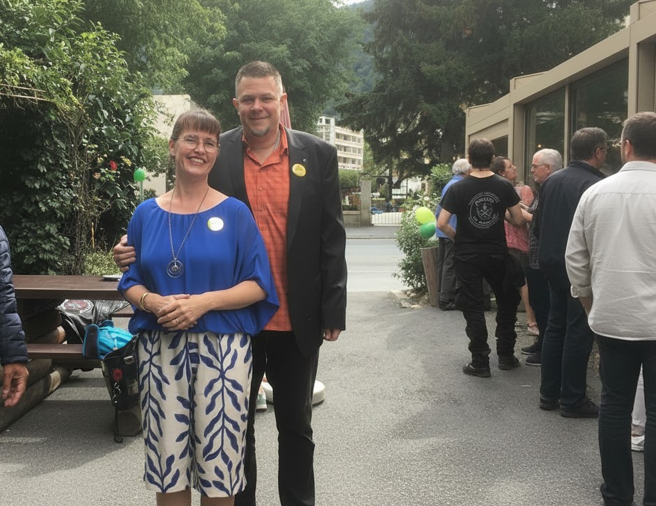 Ludovic et Claudia Tornare devant le Bourgville
